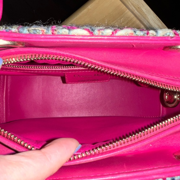 Lady Dior Medium Tweed Bag - Picture 8 of 10